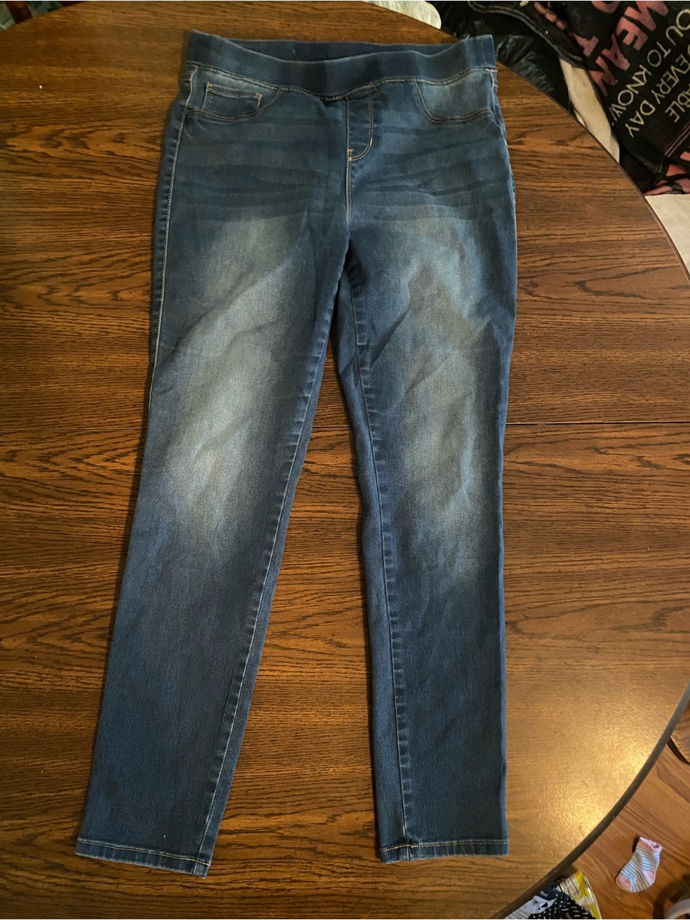 Natural Reflections Straight Leg Jeans in Medium Blue Wash